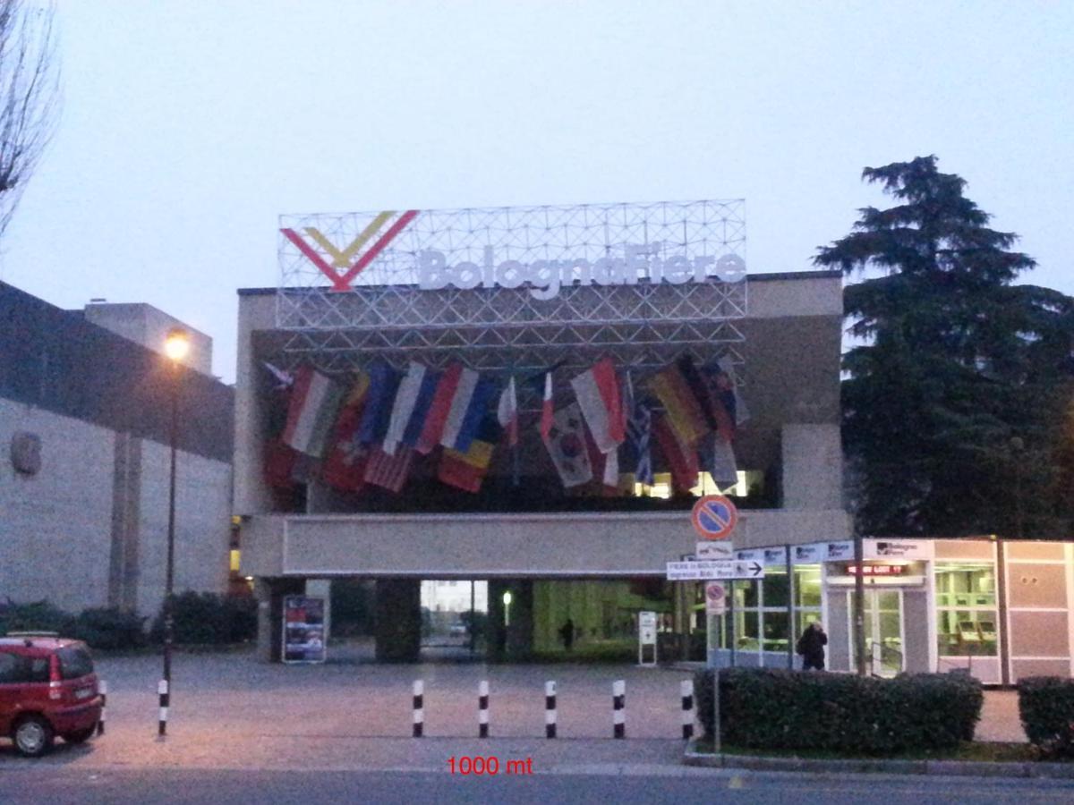 Homeinbo Bologna Buitenkant foto